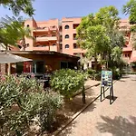 Premium Village Oasis Avec 5 Piscines Et Jardins